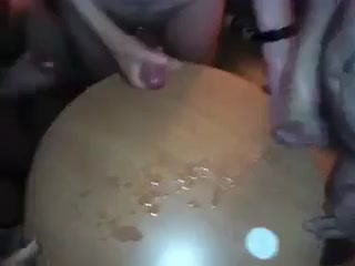 Wank group, much cum. Wichsgruppe, viel Sperma!